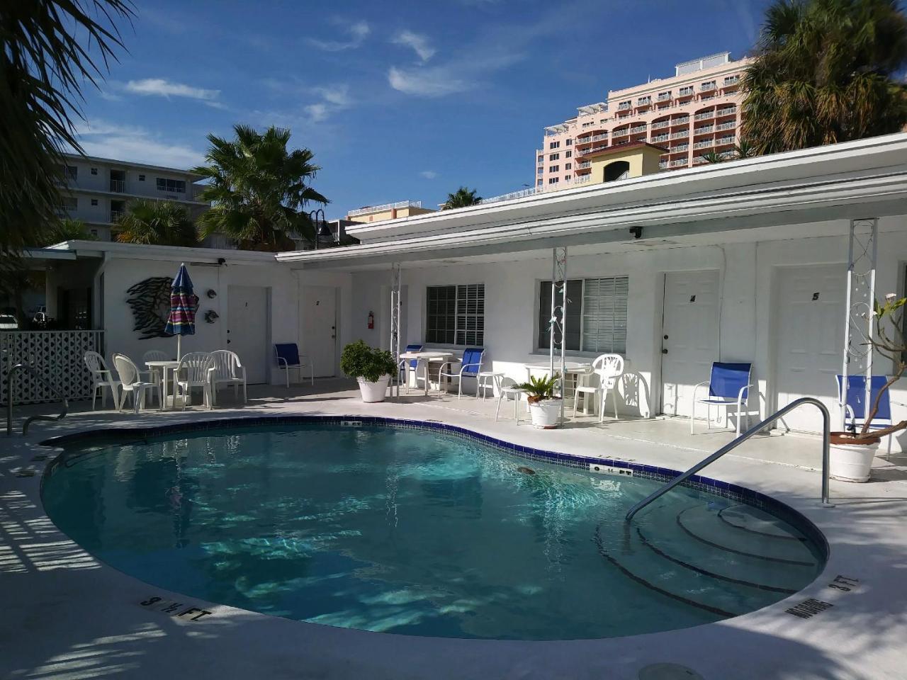 Tropical Sky Ranch Motel Clearwater Beach Buitenkant foto